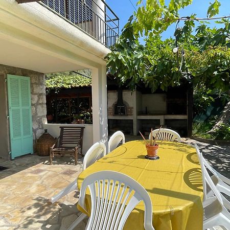 קארוס Bas De Villa Avec Acces Piscine Pres De Nice Cannes Monaco מראה חיצוני תמונה